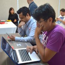 Participantes participando durante taller