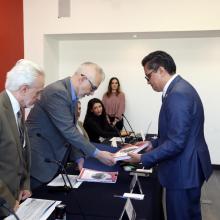 doctor José Francisco Muñoz Valle,  Rector del Centro Universitario de Ciencias de la Salud