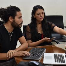 Carlos Alberto Mendoza durante el taller