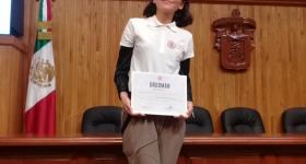 Halibeth Nasstasia Alvarez estudiante beneficiada