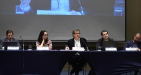 Panel sobre futuro de las profesiones